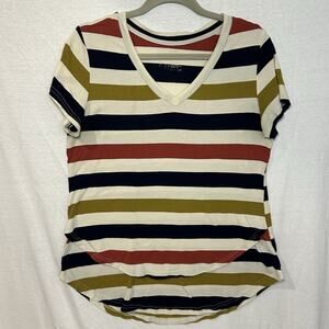 Latched Mama Nursing And Maternity Boyfriend Tee Big Stripes Women’s medium